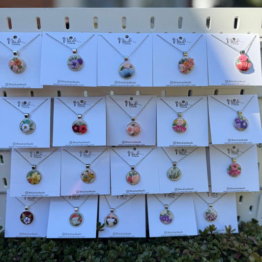 Necklace: Live Reaveal